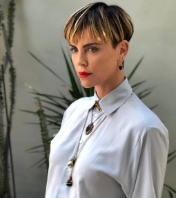 article Прическа, популярна през 90-те, се превърна в нова тенденция thumbnail