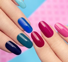 offer Ноктопластика с UV гел чрез изграждане thumbnail