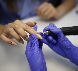 offer Поддръжка на ноктопластика с акрилен прах thumbnail