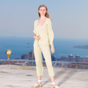  Knitss Модел от лятната колекция на Knitss image